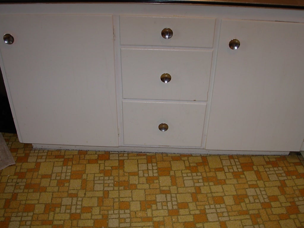 DIY Central How To Reface Kitchen Cabinets DIY Central   Kitchen Cupboards 